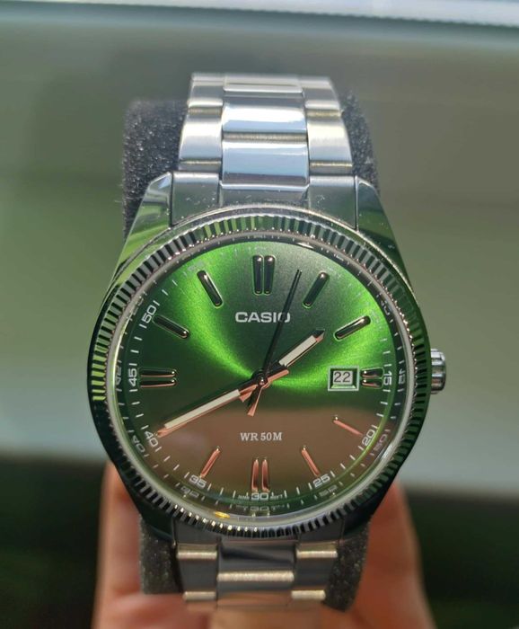 Casio Аналогов часовник