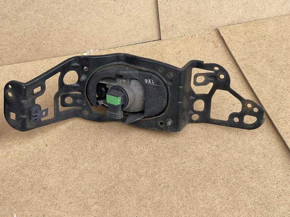 Оригинални Халогени Honda Insight 2010