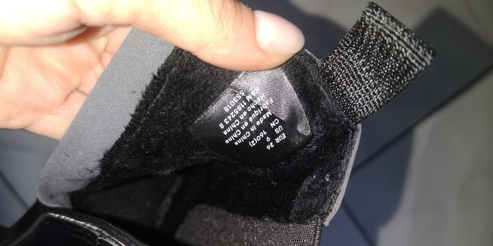 H&M детски високи челси боти 26