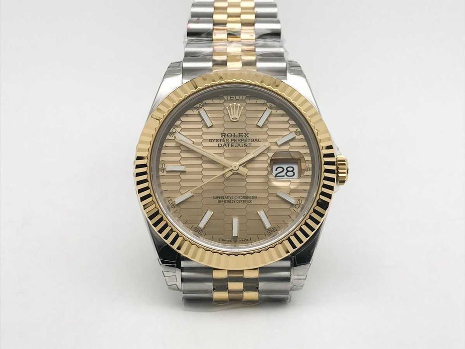 Rolex Datejust 41mm Yellow Gold Fluted Bezel – Jubilee – Автоматичен – реални снимки