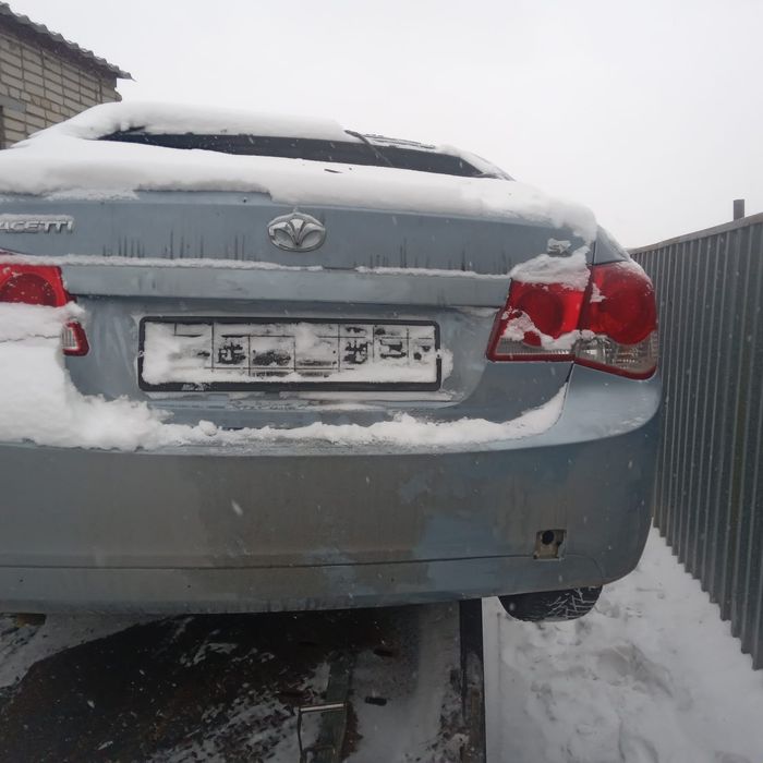 На разбор Шевроле Круз 2009.