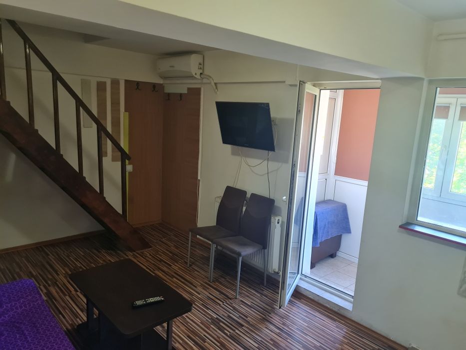 Apartament doua camere piata resita