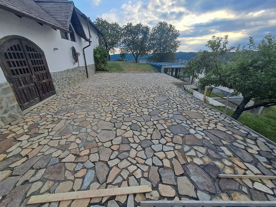Piatră de munte naturala decorativă