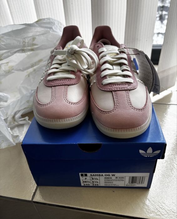 Adidas SAMBA OG номер 38 2/3 НОВИ в розово