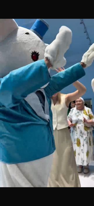 Мишка Кролик продается Ростовые куклы