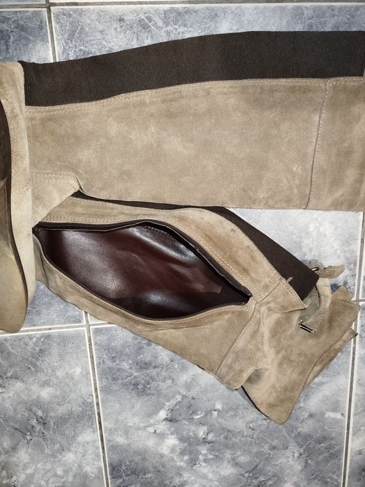 Cizme de piele întoarsă