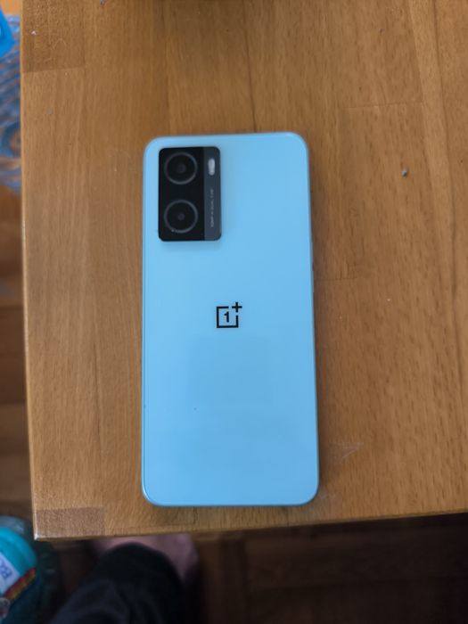 Telefon One plus nord, că nou.
