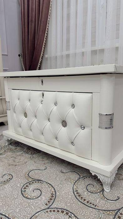 Сундук в отличном состоянии.