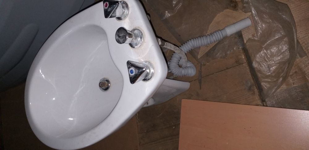 piese ARO 243...chiuvete..diverse..