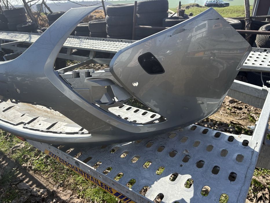 Предна броня за Opel Zafira C / Опел Зафира Ц