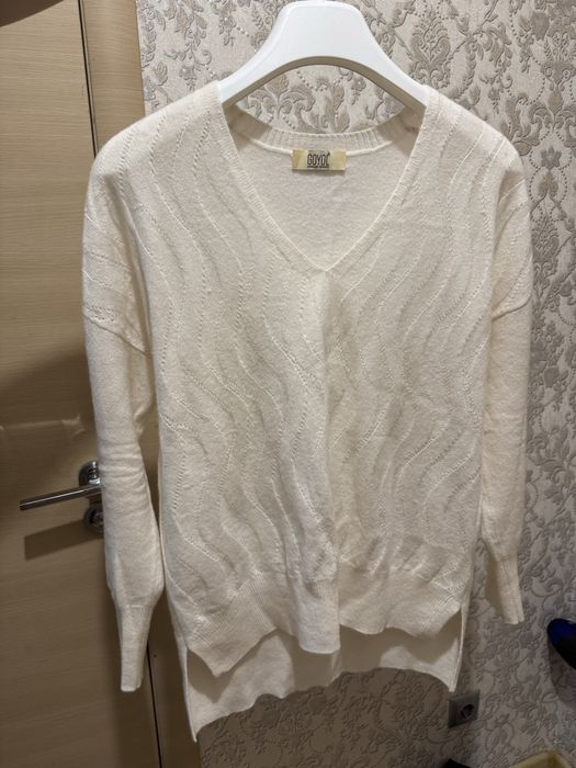 Свитер кашемир.