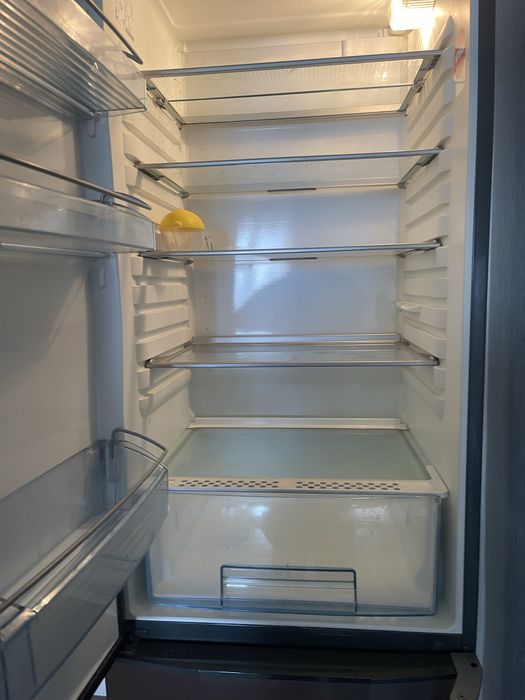 Холодильник AEG electrolux