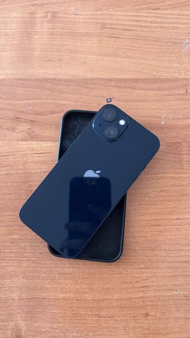 Айфон 13 сатылады