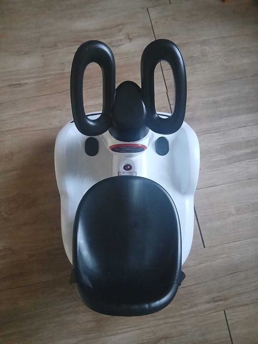 Детский электромобиль