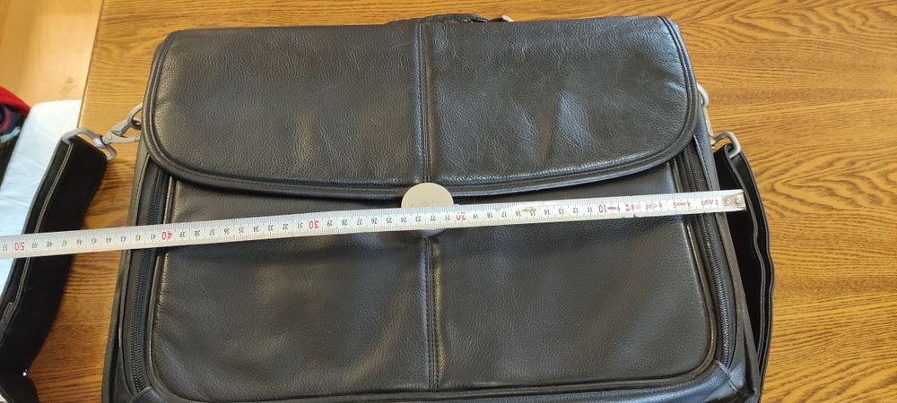 Dell оригинална чанта за лаптоп, естествена кожа