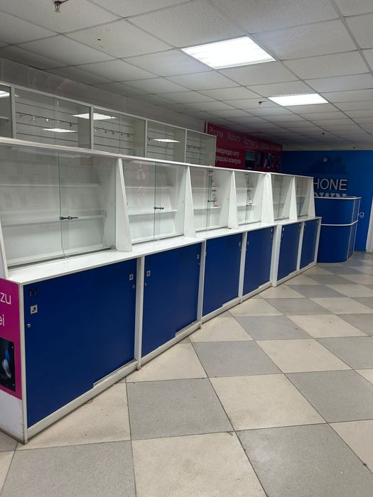 Продам ветрины отличные