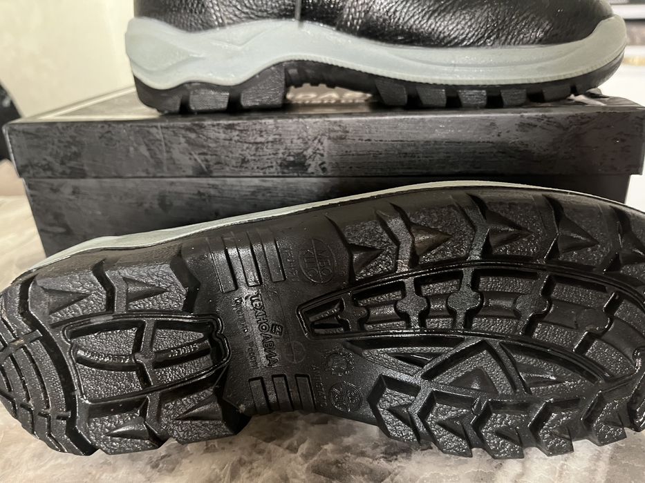 Кожанная спец обувь