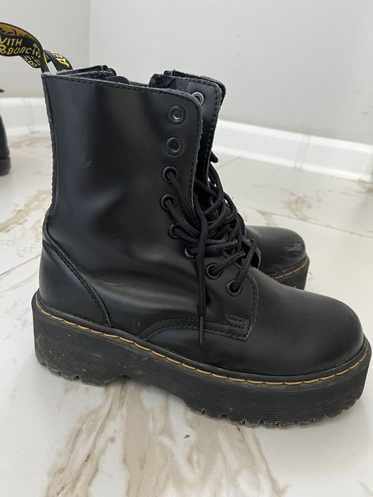 Ботинки, крассовки