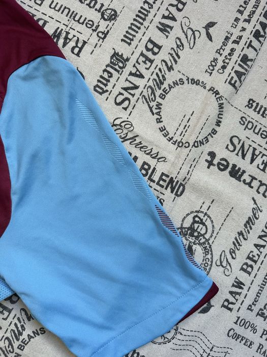 Umbro West Ham original тениска.M