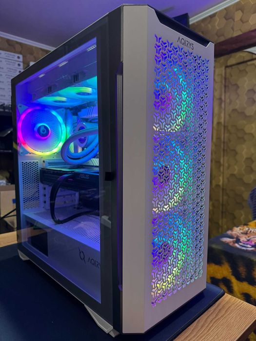 PC Ryzen 7 9800x3D, 32Gb, SSD 1Tb, RTX 5070