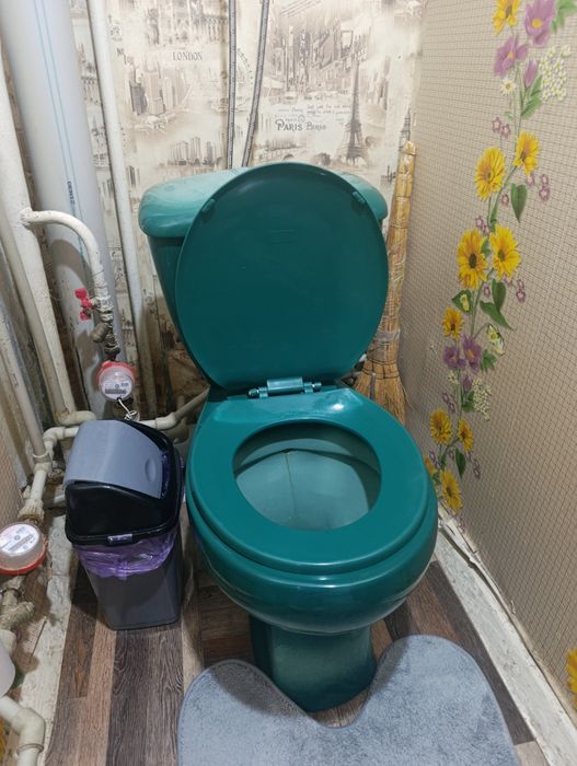 Продам унитаз б/у