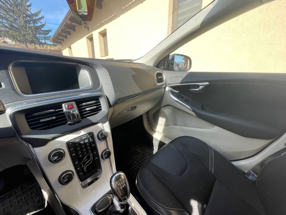 De vânzare Volvo v40