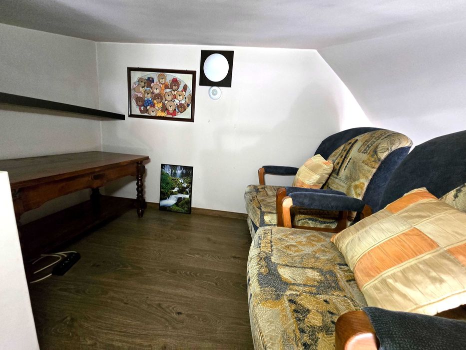 Под наем двустаен апартамент - двуетажен с площ от 63кв.м. на 4 етаж в гр.Асеновград кв.Стадиона