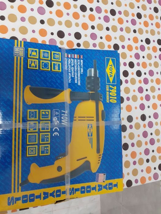 Bormasina cu Percuție Italia 710w