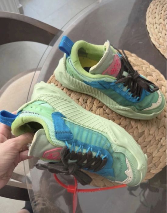 Sneakers off white