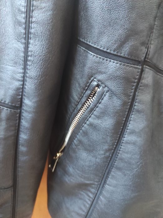 Дамско кожено яке
