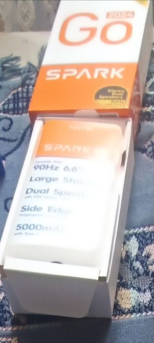 Продам телефон новый