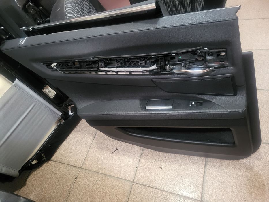 Комфортен, кожен салон за BMW F01 фейс