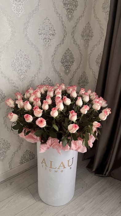 Цветы роза 61 шт