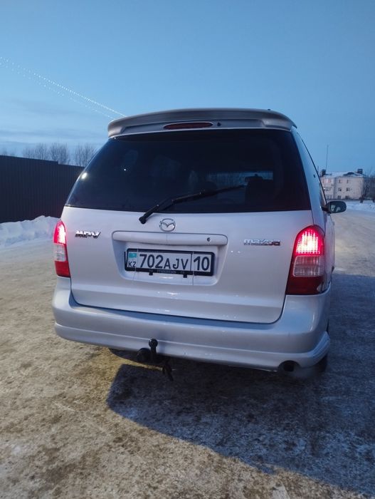 Мазда МПВ 2001 год