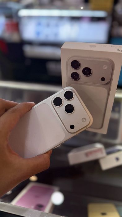 iPhone 17 pro 512 ESIM