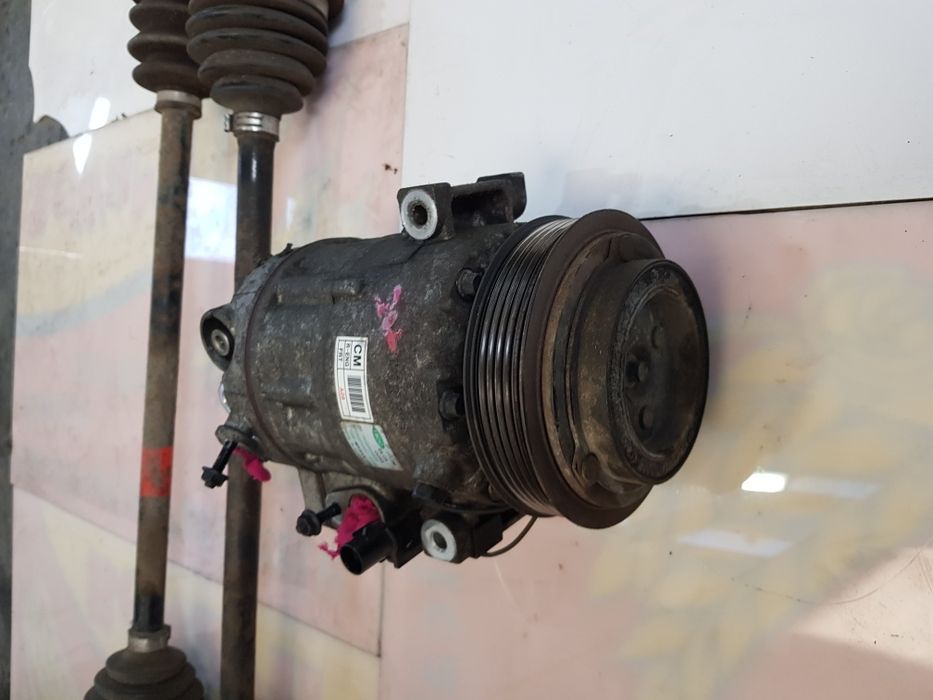 Compresor AC Hyundai Santa Fe 2.2 CRDI