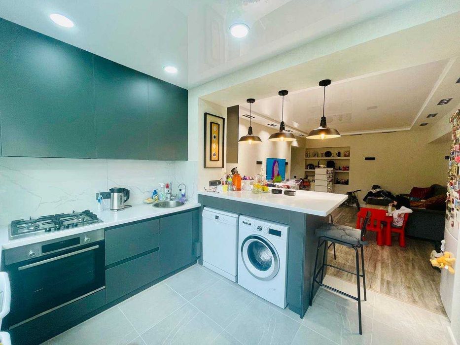 3 комнатная квартира ЦУМ Голубые Купола Кирпичный Спецплан (КС)