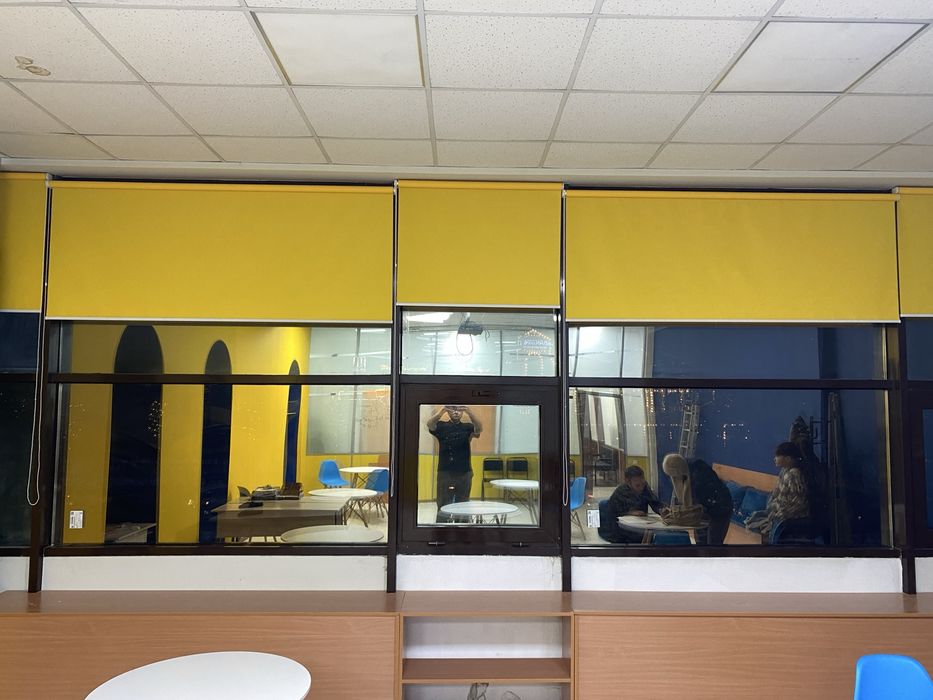 Ролл-шторы, жалюзи, день-ночь