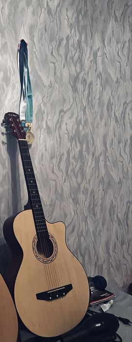 Акустический гитара