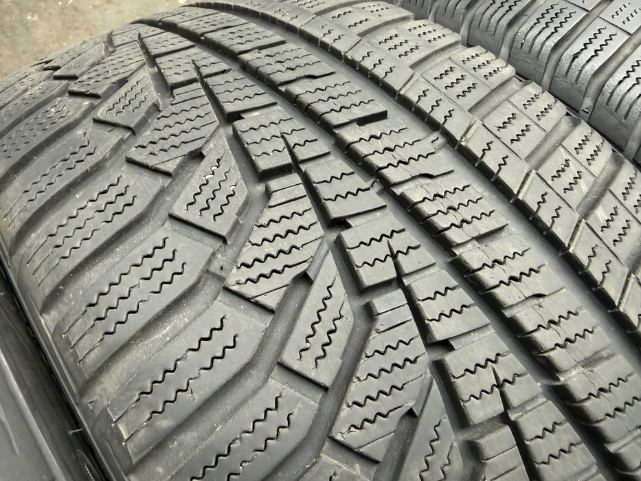 Anvelope iarna 255/35 r19 cu 225/40 r19 M+S - Hankook Winter I Cept Evo2