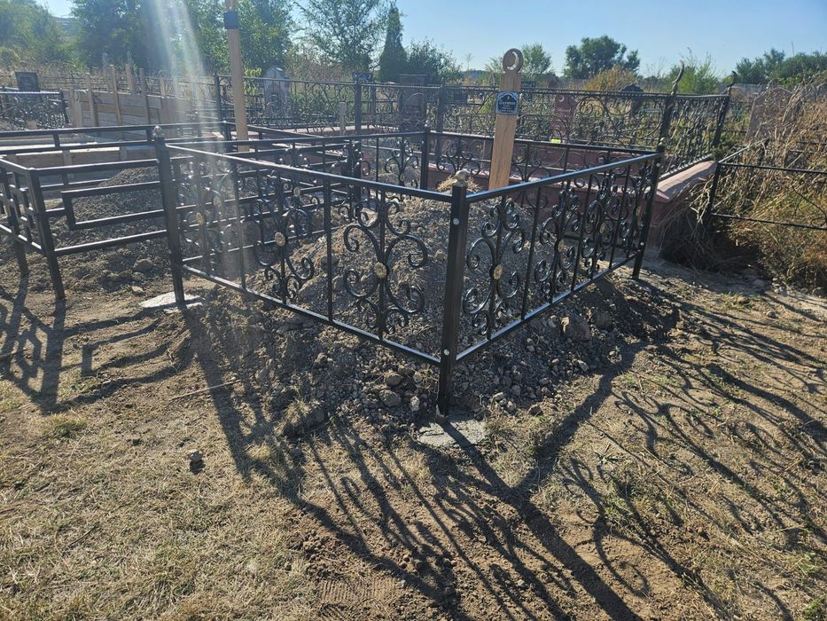 Оградки на могилу