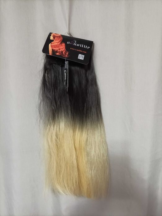 Зимни шапки и Екстейшан опашка с шнола  черна.черна с пипеляво ,русо и