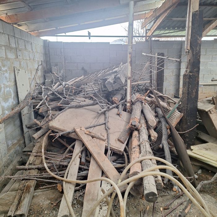 Продам дрова, необходимо освободить место