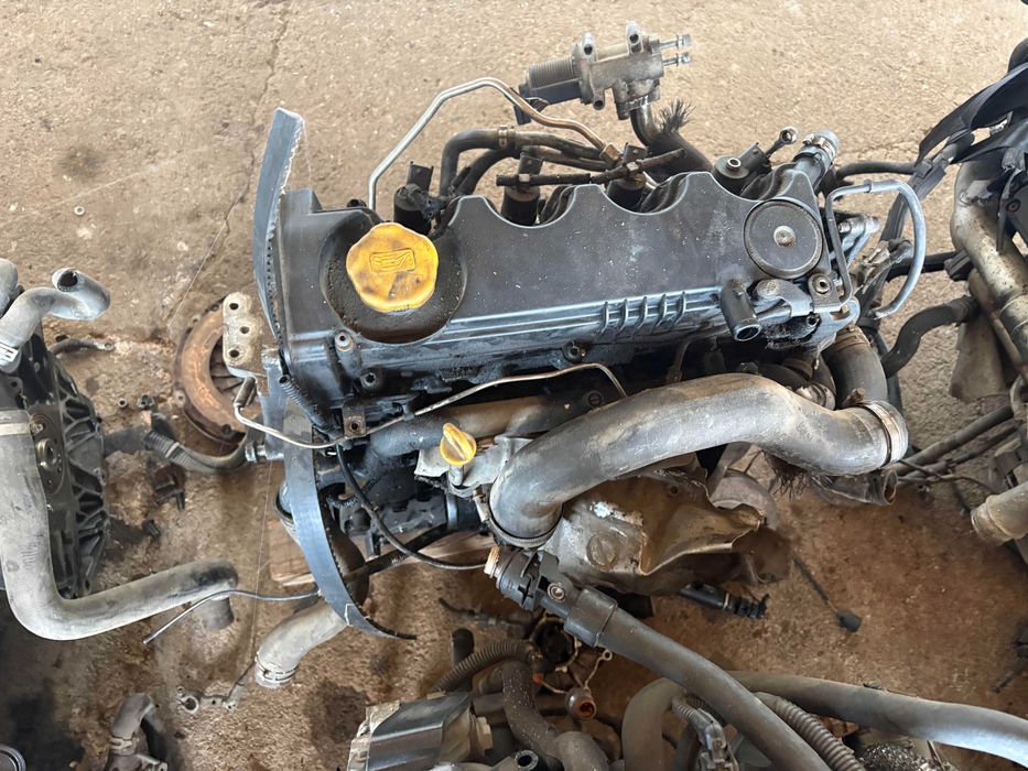 Двигател мотор опел зафира 1.9 120кс Z19DT