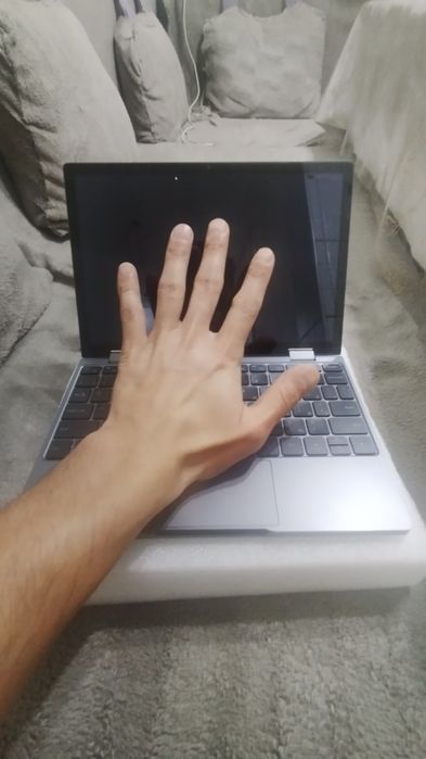 Продам мощный Нетбук