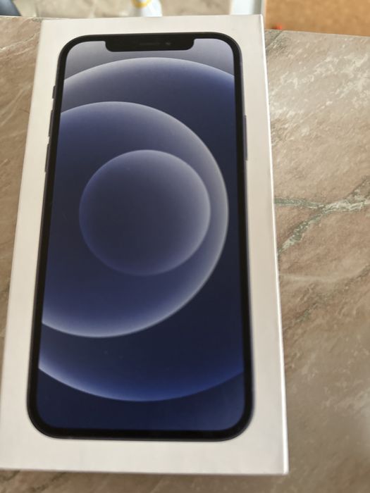 IPHONE 12 черный на 64 гб
