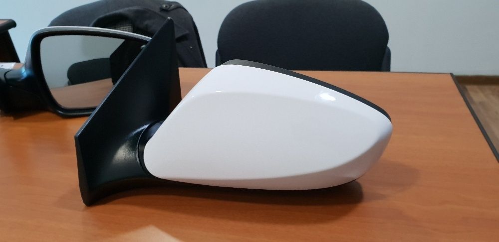 Комплект боковых зеркал на Elantra (Avante) MD (J5)