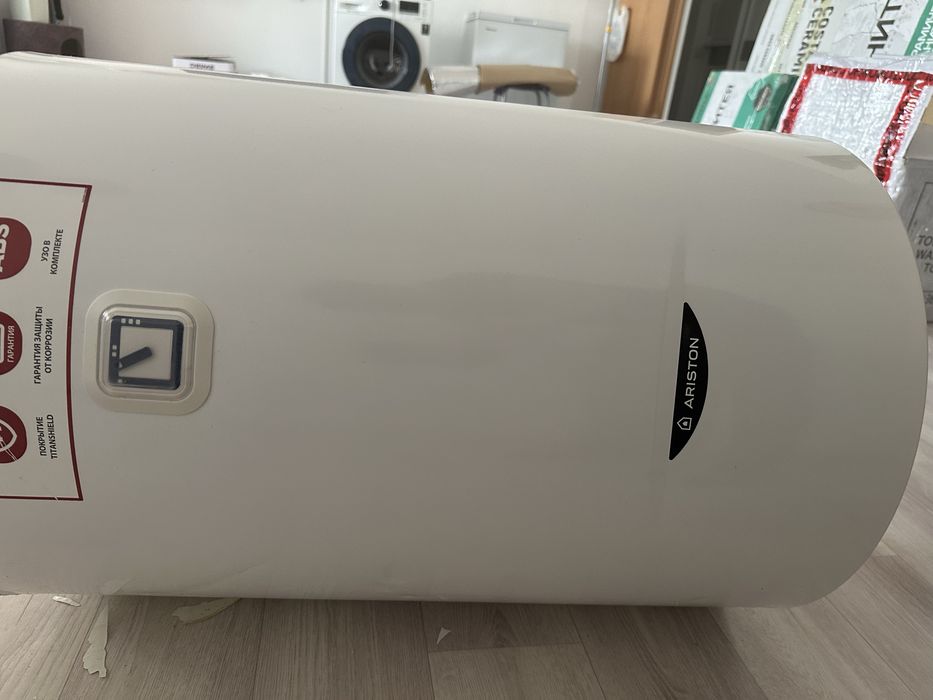 Продам обогреватель Аристон