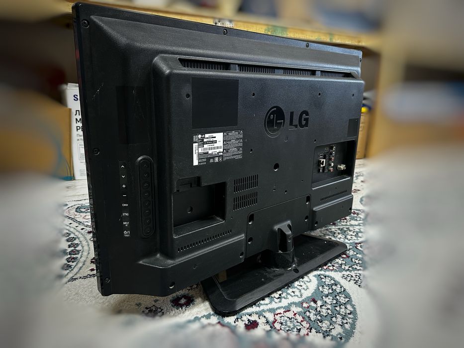 Телевизор - LG “32”