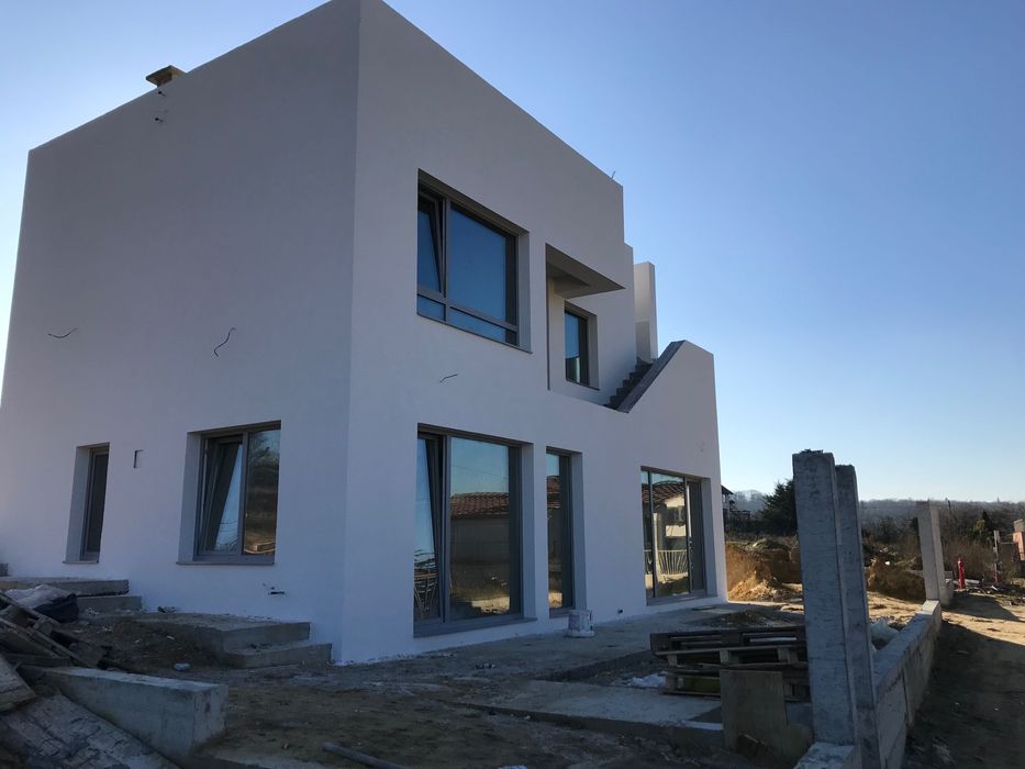 Нова къща 250кв. Зеленика